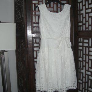 ROBBIE BEE NON-SLEEVE DRESS